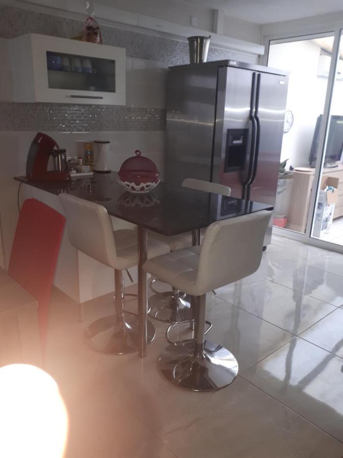 فيلا Maison De Vacances A Empuriabrava "Oasis" المظهر الخارجي الصورة