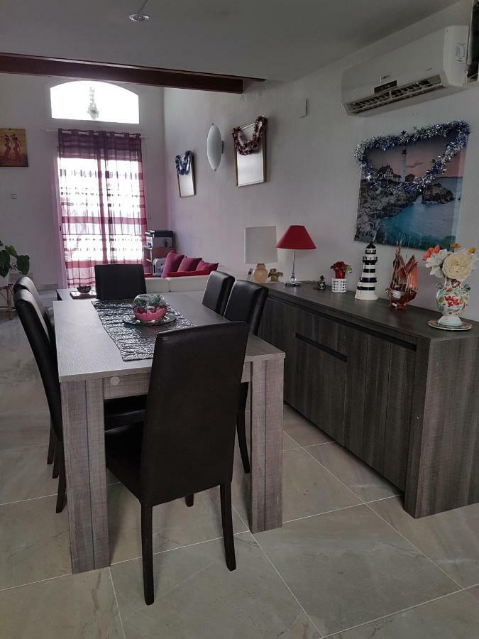 فيلا Maison De Vacances A Empuriabrava "Oasis" المظهر الخارجي الصورة